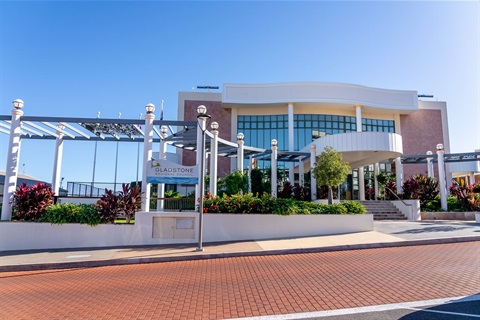 101 Goondoon St 2022 WEB-10.jpg