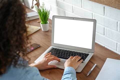laptop computer shutterstock_1685909200.jpg