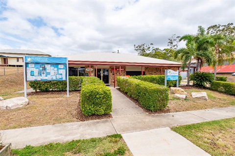 Mount Larcom RTC and Library from footpath