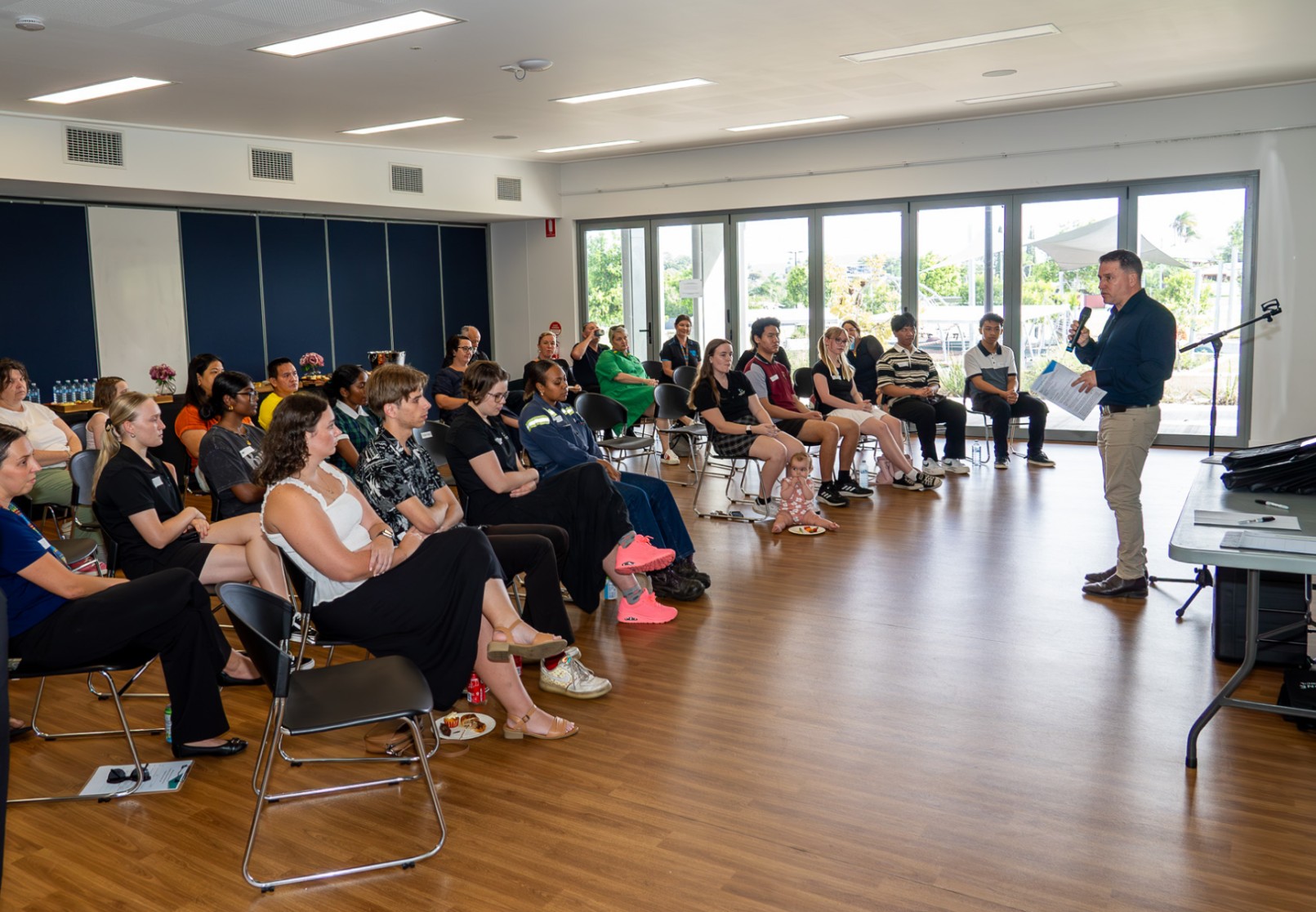 Mayor Matt Burnett speaks to 2025 Youth Council