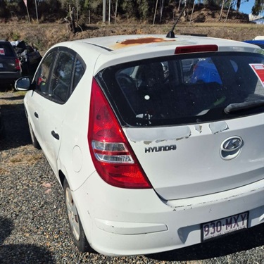 20260724-item-352-Hyundai-i30-White.jpg