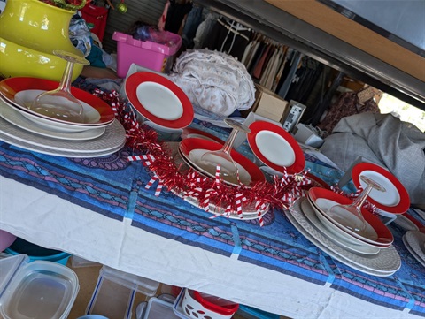 Tip Shop Christmas Yard Sale