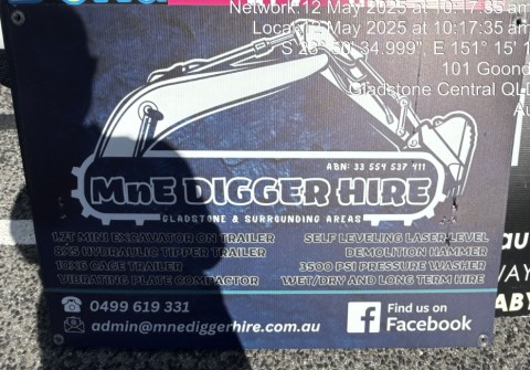 20250513 Item 209 mne digger hire