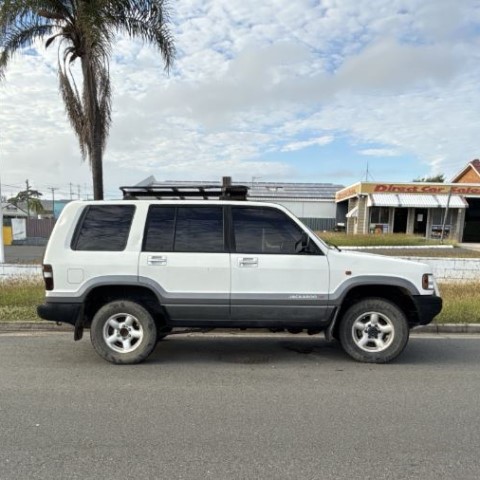 20250603 Item 218 holden jackaroo