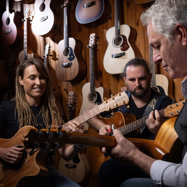 Acoustic guitar spectacular 1