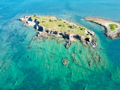 Gladstone harbour by cooper price