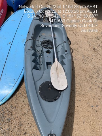 20221006 Item 38 grey kayak
