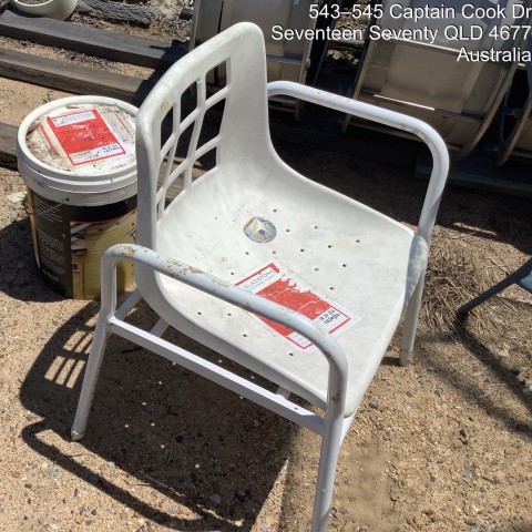 20221026 Item 57 chair