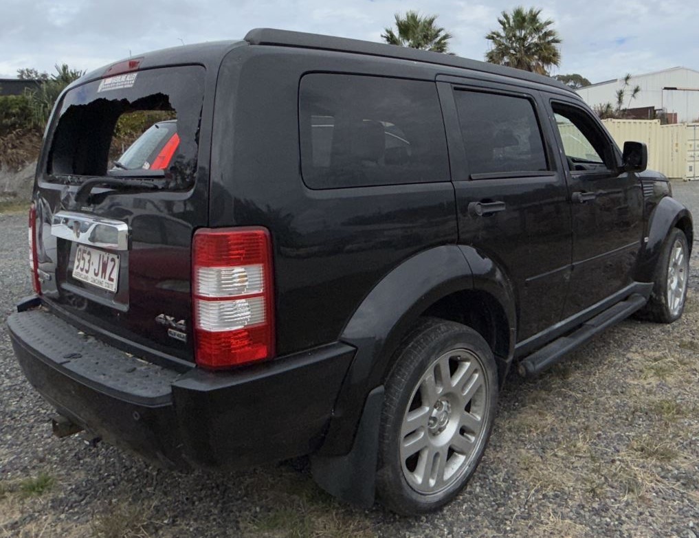 20250905 Item 244 dodge nitro wagon