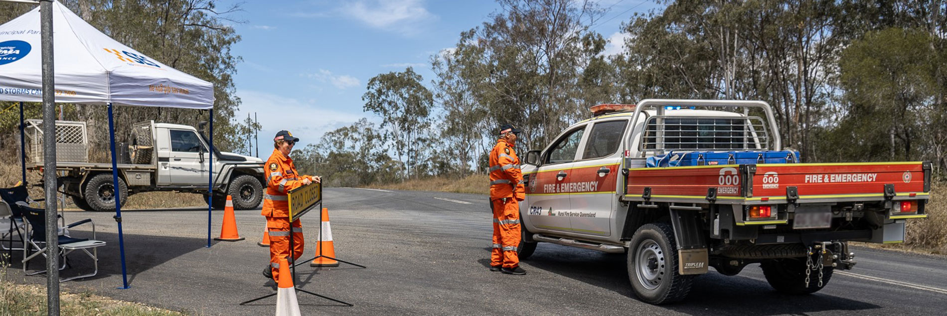 Deepwater fire 2023 road closure with ses and vehicles